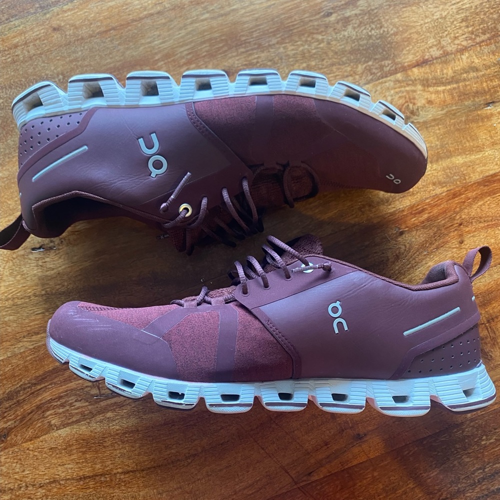 Men’s On Cloud shoes size 12.5